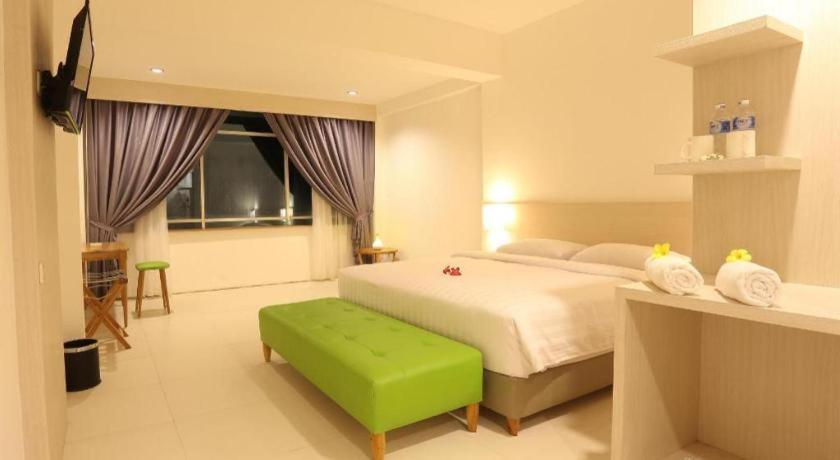 Fovere Hotel Palangkaraya Kültér fotó